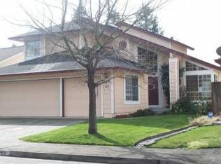 163 Cornell St, Windsor, CA 95492