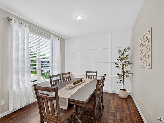 4th image of 2049 Henley Woods Dr