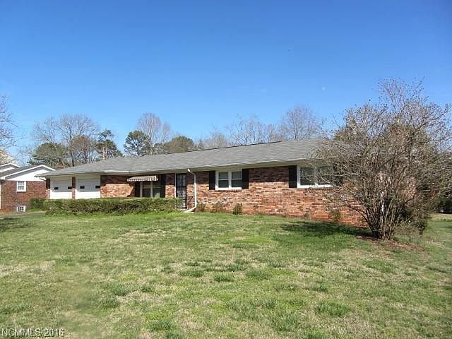 1st image of 231 Lakeside Dr