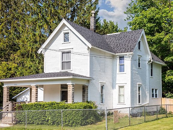 2nd image of 355 Altamont Ave