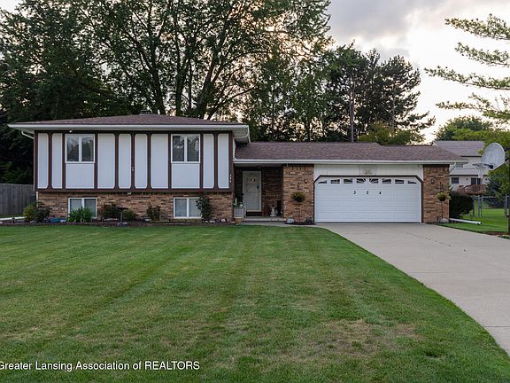 2nd image of 324 Kenway Dr