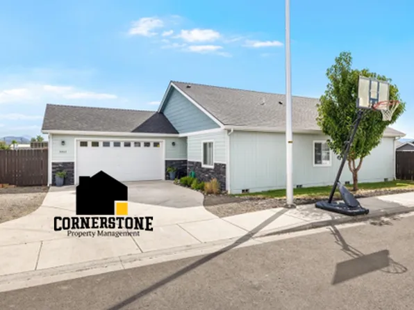 3852 Anthem Ave, White City, OR 97503