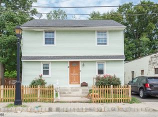 6 Sherman St, Wayne, NJ 07470