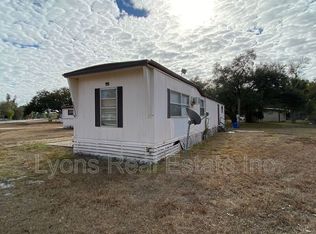 2203 Cantor Ln, North Fort Myers, FL 33917