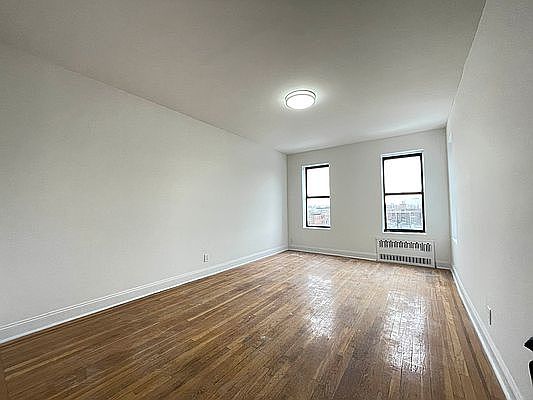 2nd image of 97 Brooklyn Ave APT 6G