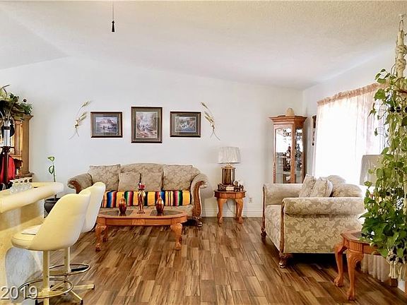 5th image of 1456 Amapola Dr