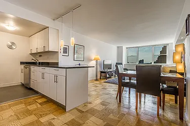 Sold by Dixon Advisory USA Inc.