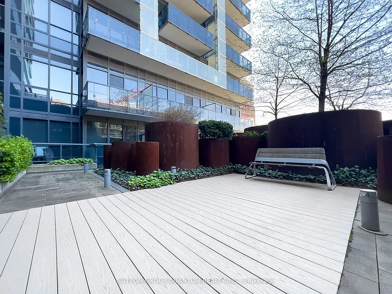 1030 King St W #1127 — Photo 12