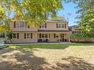 9 Marlborough Rd, Norwalk, CT 06851