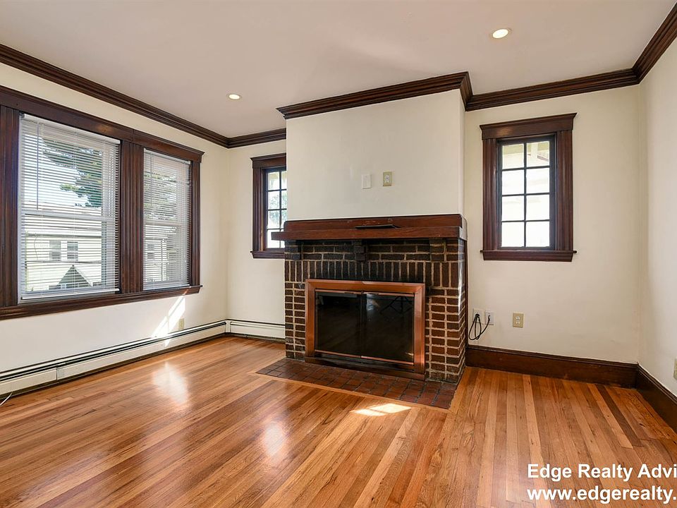 59 Goodenough St. #2 Boston - Brighton Unit Photo 3