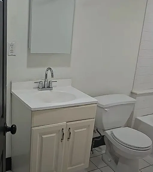 641 N 15th St #1 — Photo 10