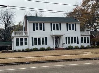 2414 E Main St, Humboldt, TN 38343
