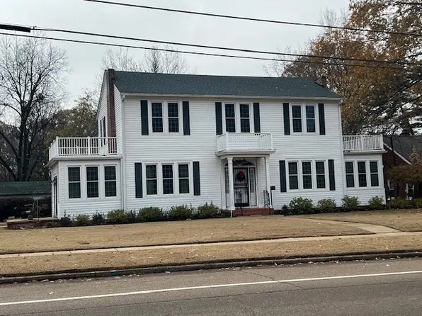 2414 E Main St, Humboldt, TN 38343