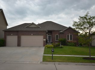 9111 S 29th St, Lincoln, NE 68516