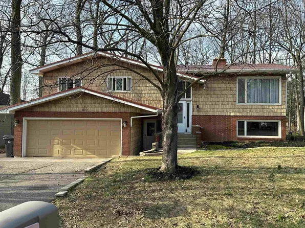 1133 West RIDGE ROAD, Marshfield, WI 54449