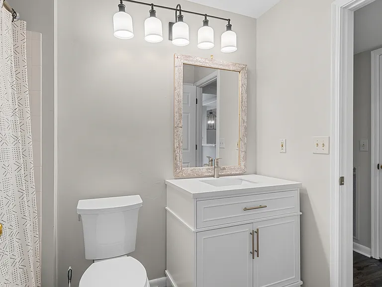 580 Cloverfield Ln #301 — Photo 20
