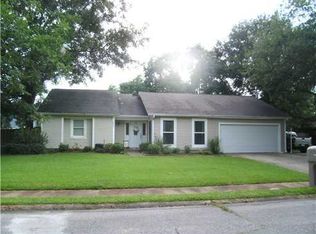 1801 Heidenheim Dr, Pascagoula, MS 39581