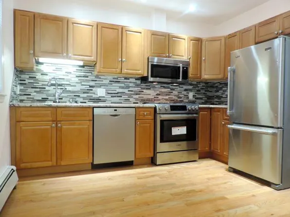 141 K St #1, Boston, MA 02127