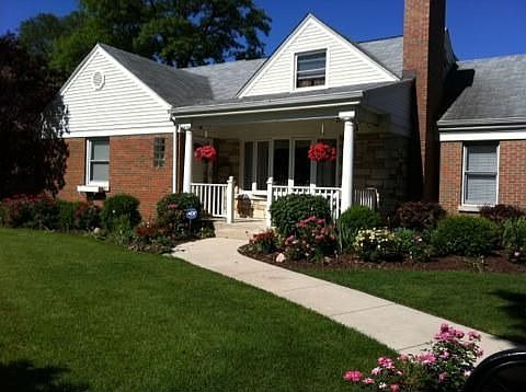 1st image of 4928 Lawn Ave