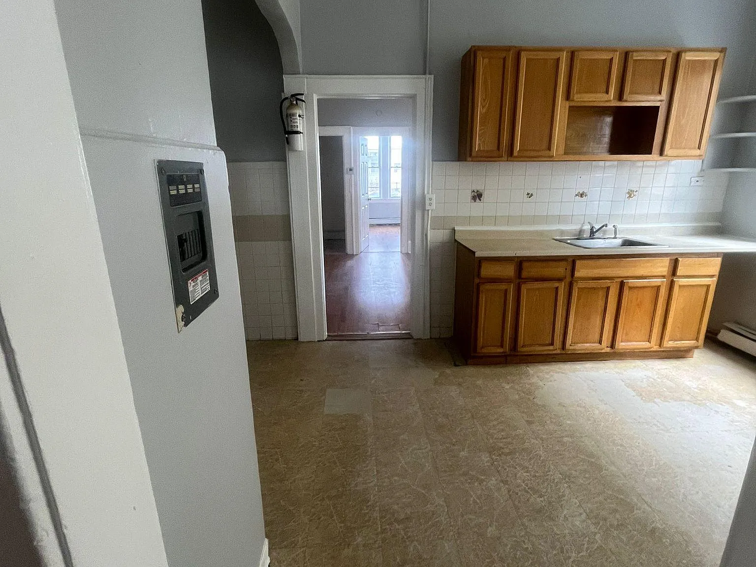 3 bed, 1100 sqft, $2,500 — Photo 1