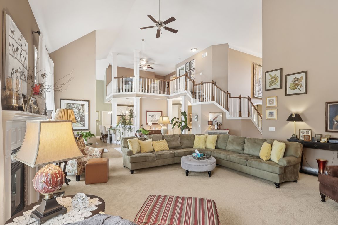 Foxfire Cir-S2207-004.jpg