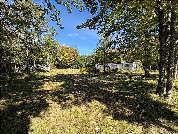 4th image of 692 Weisner Rd
