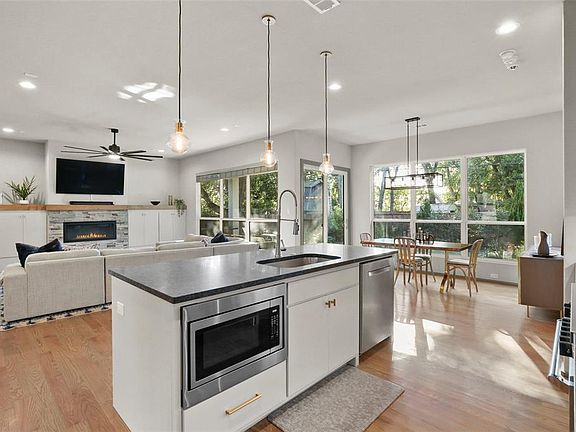 4th image of 13531 Challaburton Dr