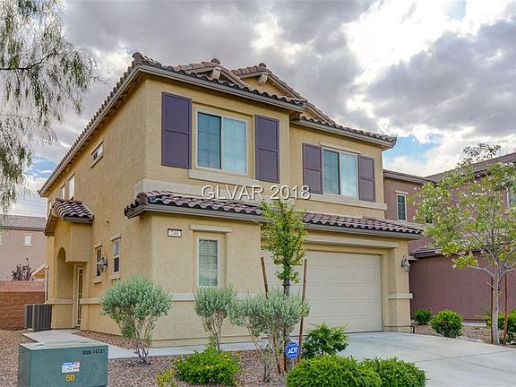 2nd image of 749 Crest Valley Pl