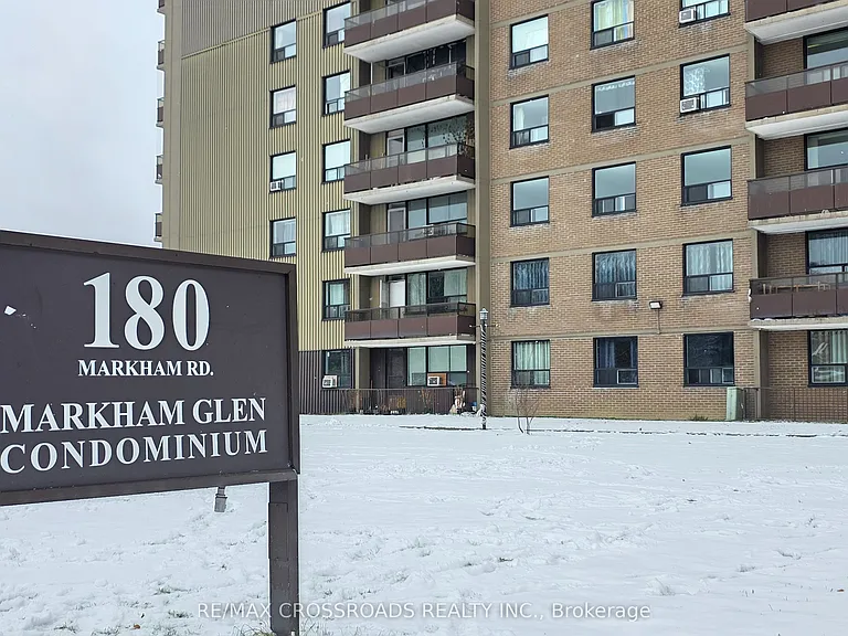 180 Markham Rd #921 — Photo 1