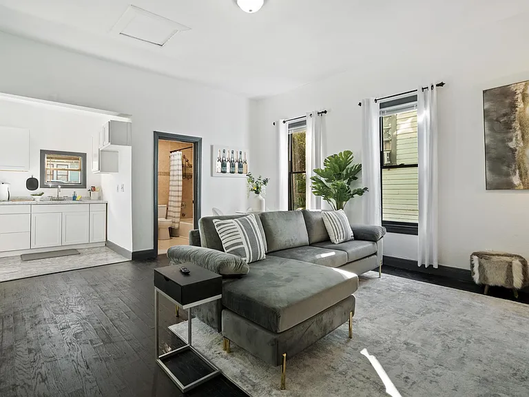 1221 E Columbus Dr #A — Photo 1
