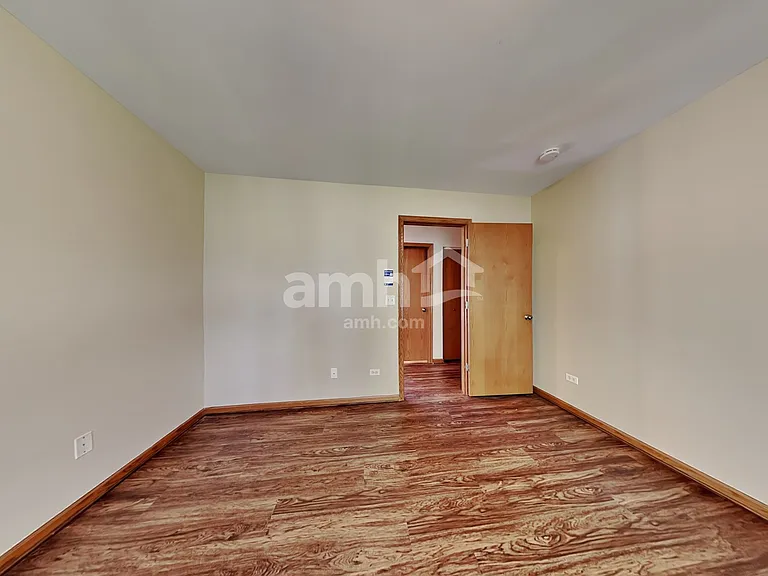 2707 Steamboat Cir — Photo 18