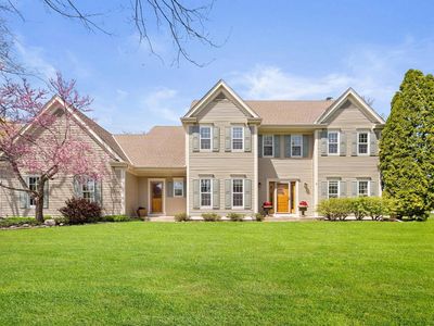 8420 West Daventry ROAD, Mequon, WI, 53097