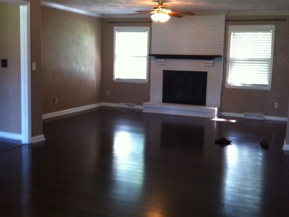 1st image of 4736 Boxwood Dr