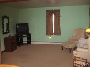 229 Oak St, Walnutport, PA 18088