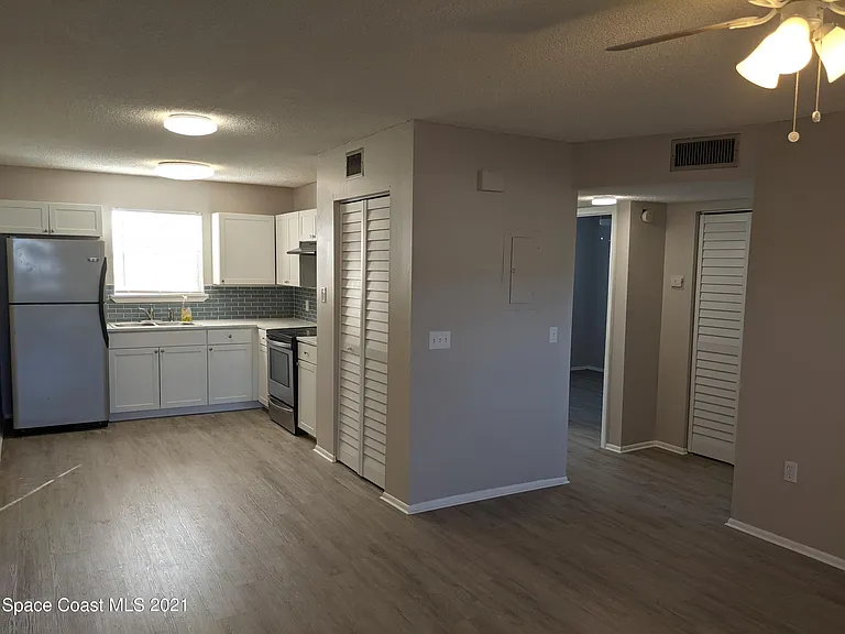323 Olmstead Dr #3 — Photo 8