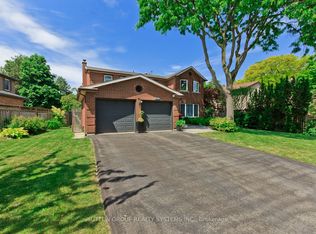 6686 Barrisdale Dr, Mississauga, ON L5N2H3