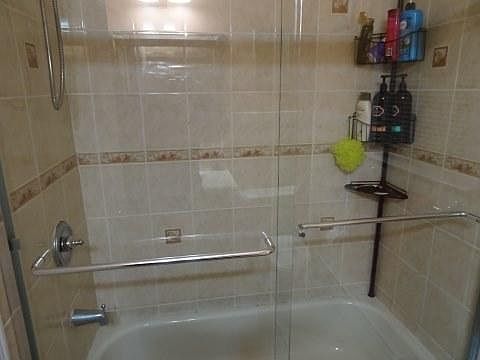 2nd image of 733 Cleveland Ave #1