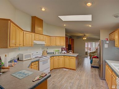 3326 Edgewood Ln Centralia Wa 98531 Zillow