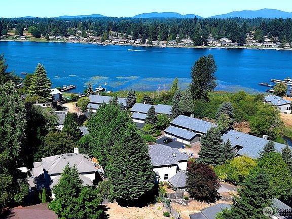 3rd image of 27111 141st Avenue SE