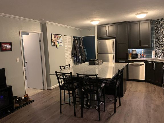 4th image of 1301 N Speer Blvd #909