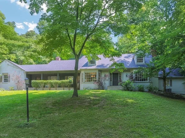 955 Chagrin River Rd, Gates Mills, OH 44040