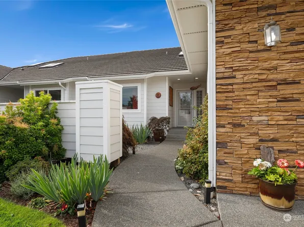 421 Blakely Boulevard, Sequim, WA 98382