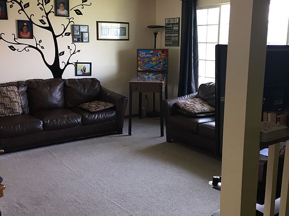 5th image of 1635 E Garland Ave