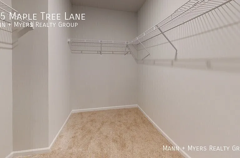 135 Maple Tree Ln — Photo 37