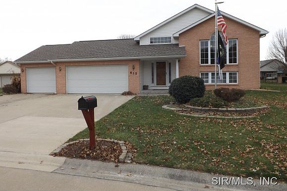 1st image of 615 Brook Stone Ct
