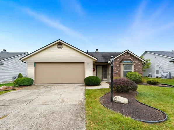 2928 Wood Knoll Ln, Fort Wayne, IN 46804