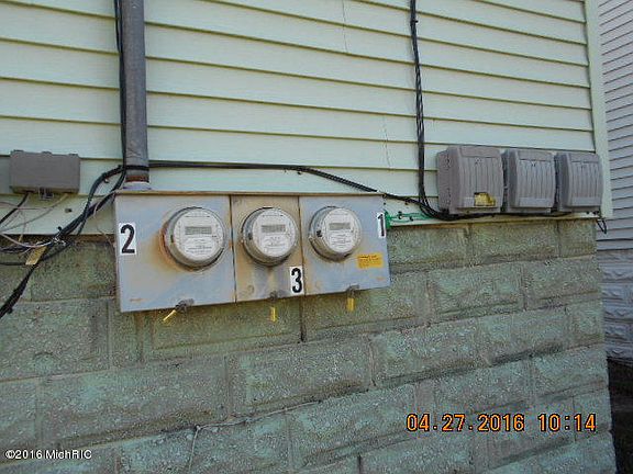 5th image of 502 E Danaher St