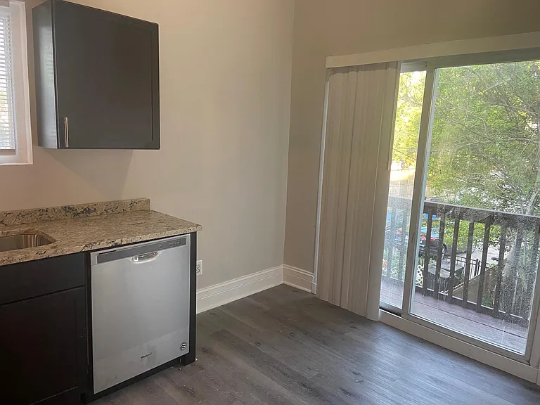 3019 N Gresham Ave #2 — Photo 10
