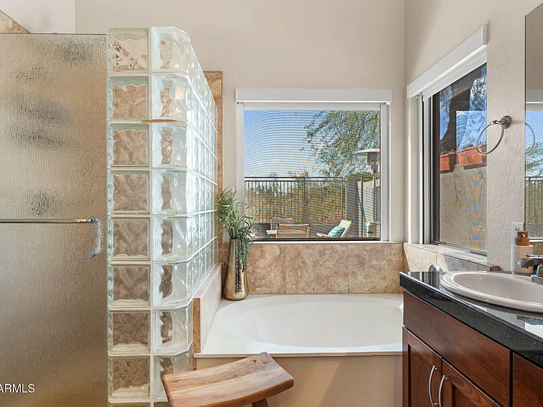 10318 E Tierra Buena Ln — Photo 23