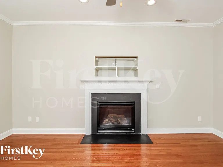 4104 Ballard Farm Rd — Photo 2
